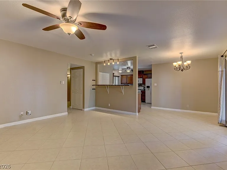 3896 Acapulco Ave — Photo 8