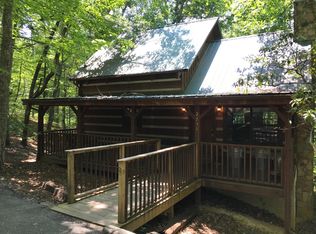 2237 E View Dr, Pigeon Forge, TN 37876