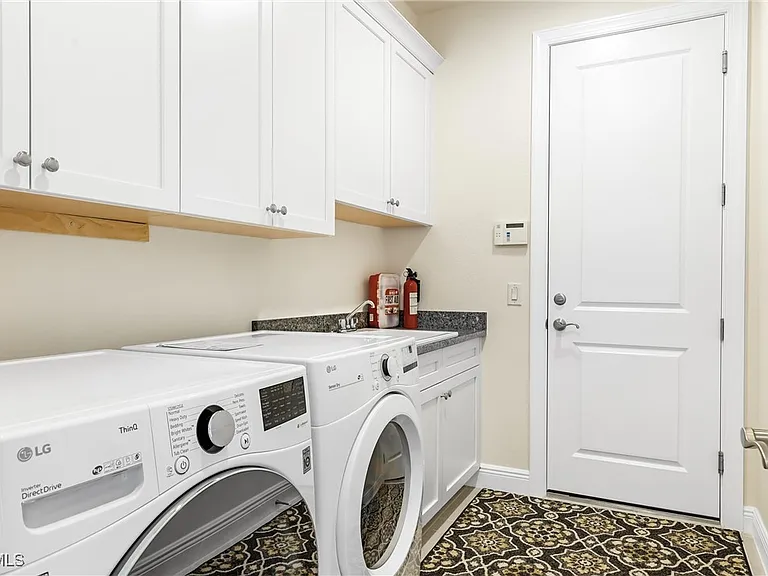 5129 SW 16th Place Cpe — Photo 14
