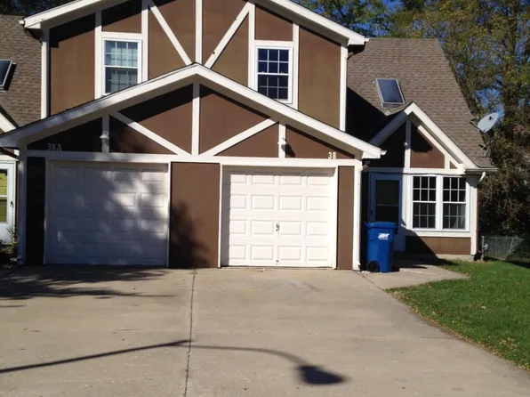 38 Cherry St, Liberty, MO 64068