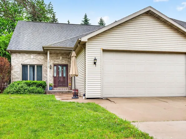103 E Kennedy Ave, Kimberly, WI 54136