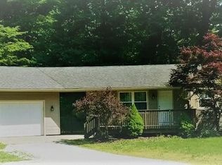 15339 Ravenna Rd, Burton, OH 44021