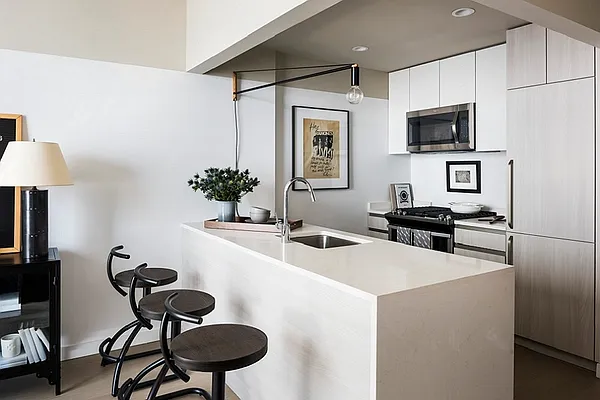 Rented by Tishman Speyer | media 27