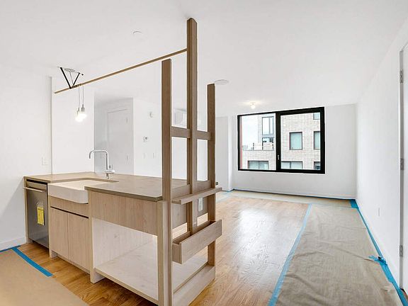2nd image of 54 Noll St APT 617