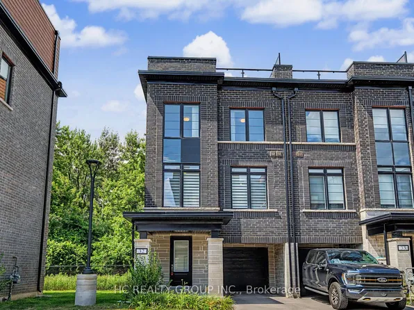 258 Hespeler Rd #32, Cambridge, ON N1R 0C9
