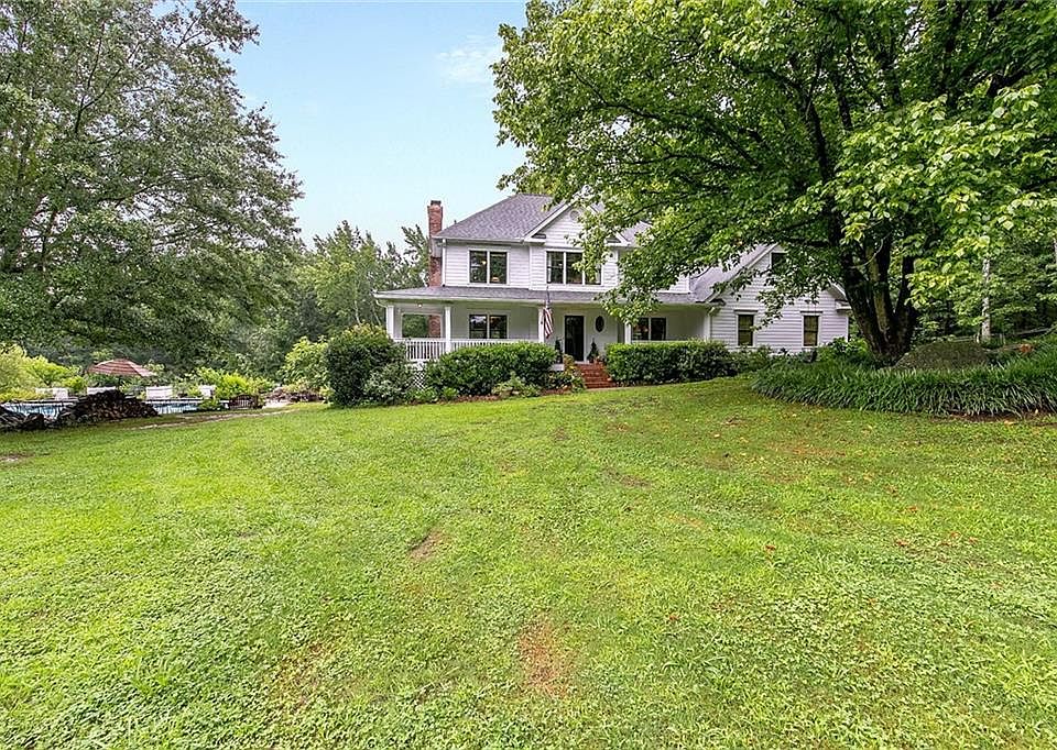 1st image of 2398 E Maddox Rd
