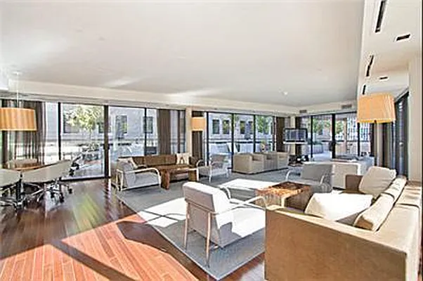 Rented by R New York | media 37