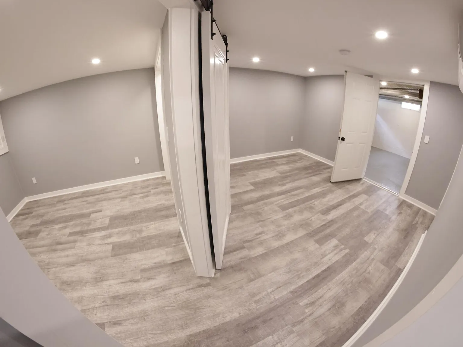 1 bed, 1026 sqft, $2,900 — Photo 4