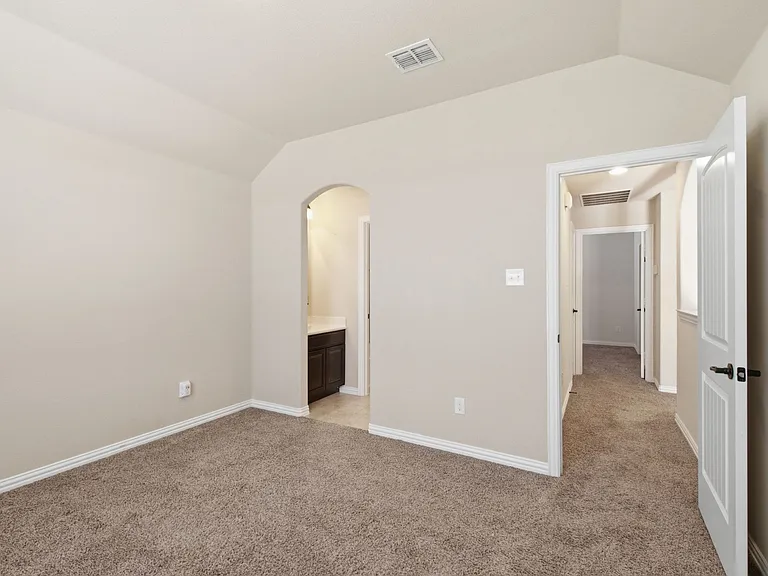 16117 Harper Rd — Photo 31