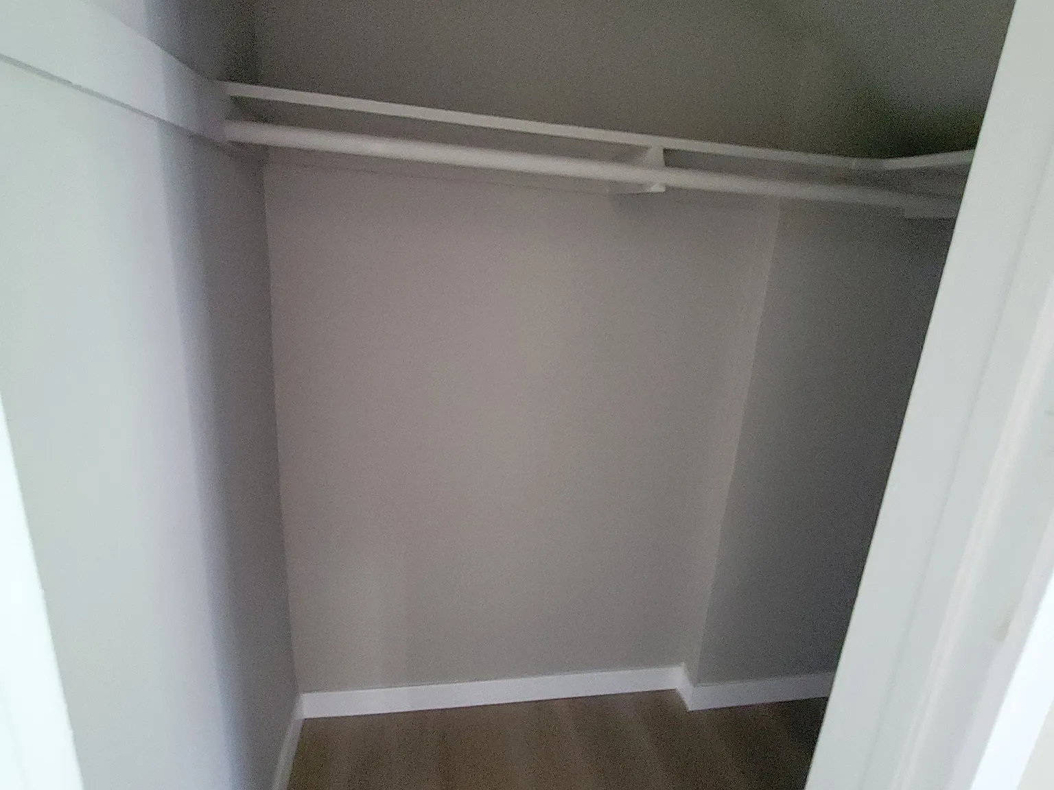 Studio, 550 sqft, $1,595 — Photo 4