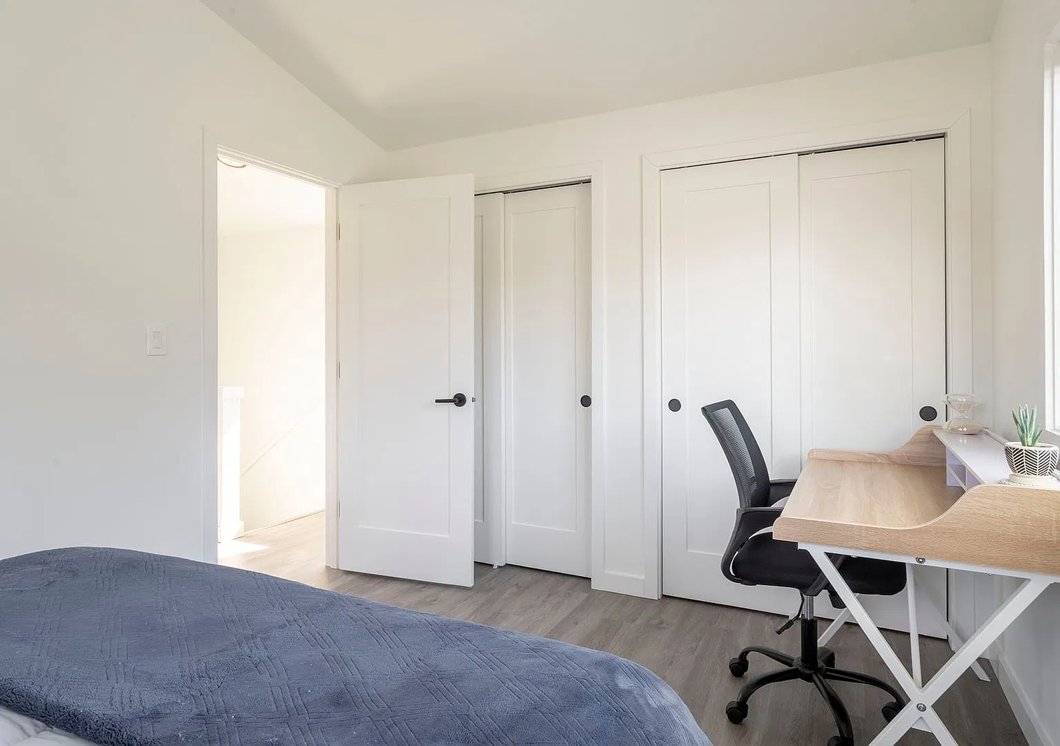 Beautiful 2 Beds, 2 Baths, home! — Photo 4