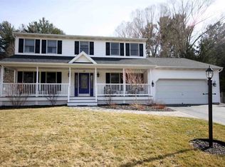 22 Crystal Ln, Delmar, NY 12054