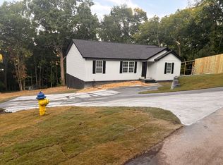 1212 Helton St, Dalton, GA 30720