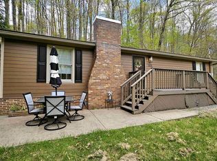 1494 Tyrone Rd, Morgantown, WV 26508