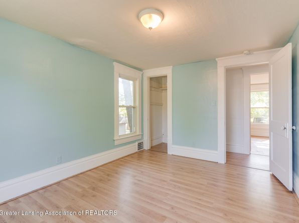 811 Princeton Ave, Lansing, MI 48915