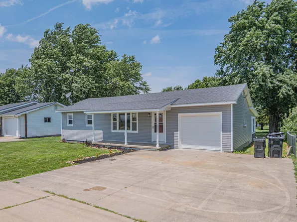 241 Terrill Rd, Moberly, MO 65270