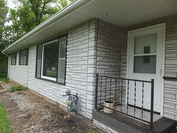 3rd image of 507 Lund Ave SE