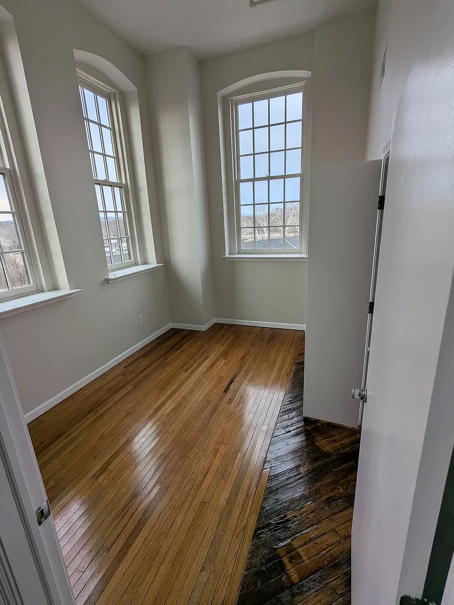Building Photo - 300 Cherry St #3F