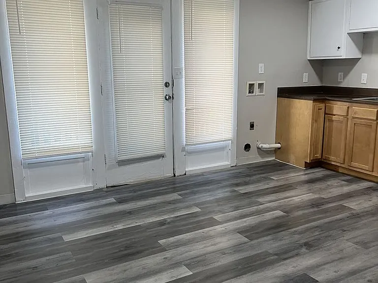 6108 Dickson Rd — Photo 3