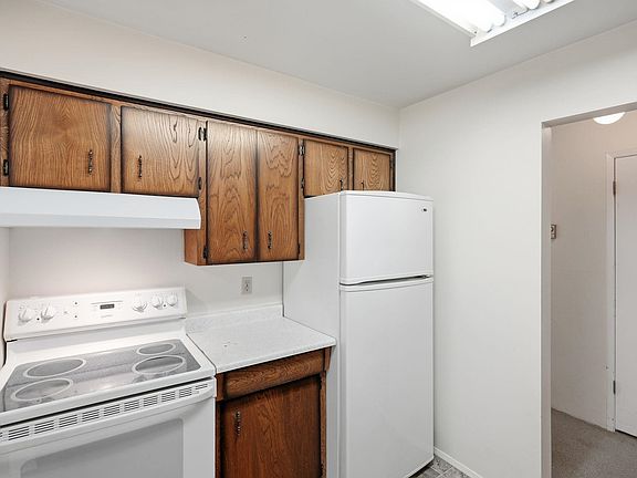 3rd image of 32040 Peardonville Rd #111