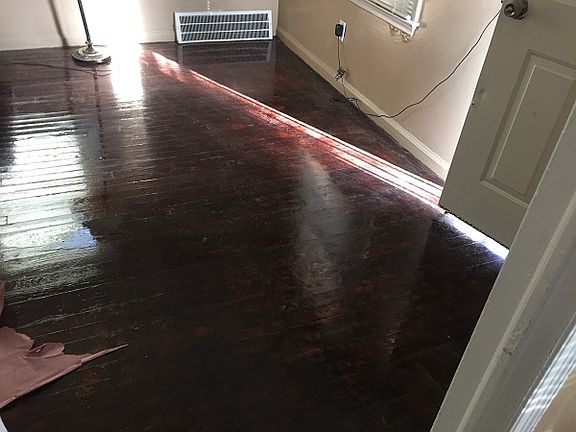 4th image of 20445 Hanna St