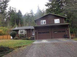4411 Holcomb St, Port Townsend, WA 98368
