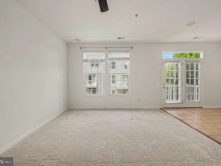 15131 Leicestershire St — Photo 8