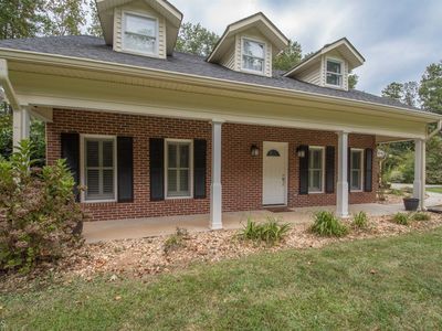 45 Little Creek Dr, Sharpsburg, GA, 30277