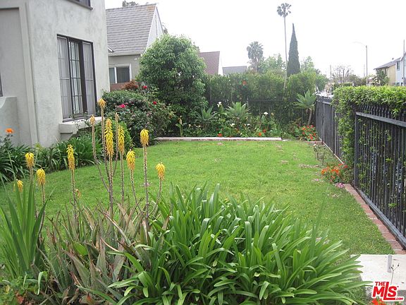 3rd image of 1454 S Dunsmuir Ave