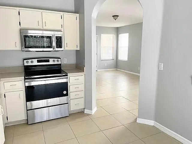 10477 Blackmore Dr — Photo 3