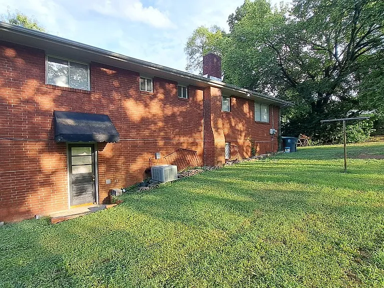 4101 Melinda Dr — Photo 3