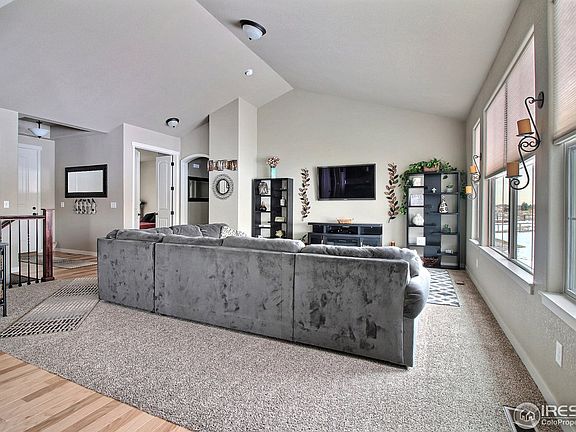 3rd image of 412 N 78th Ave