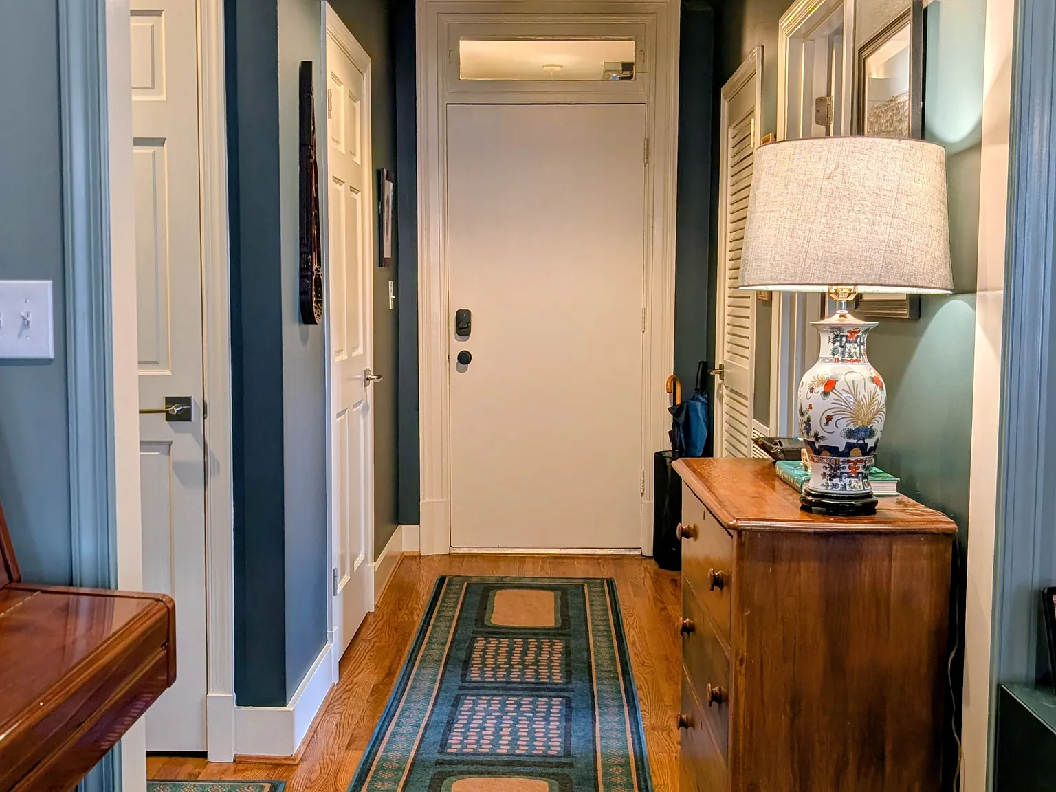 1 bed, 903 sqft, $4,000 — Photo 2
