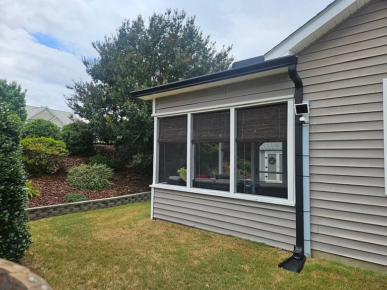 1432 Dairy Glen Dr — Photo 3