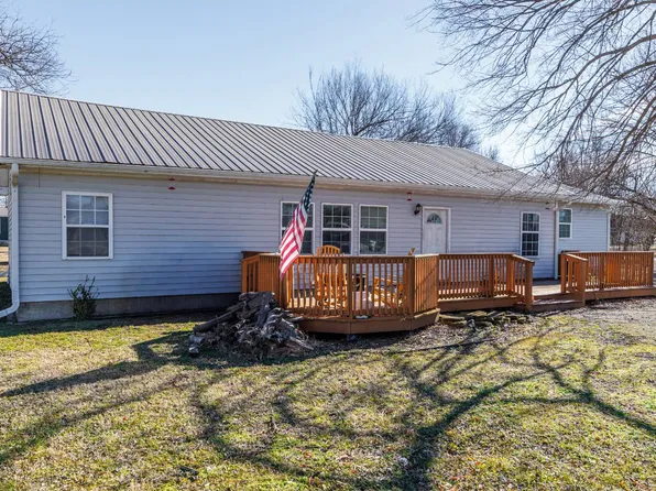 506 S Washington St, Elk City, KS 67344