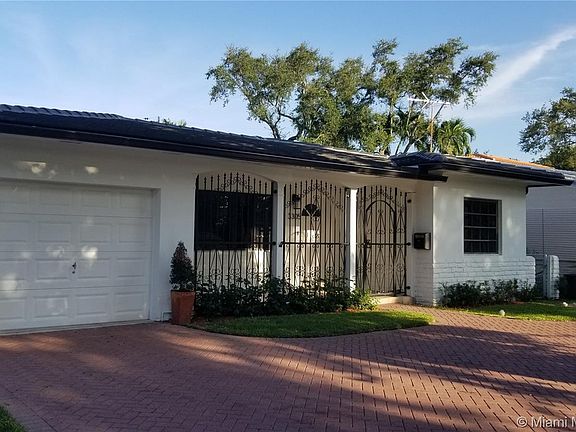 4th image of 3301 Monegro St