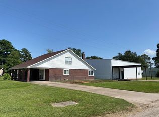 32243 Skyway St, Waller, TX 77484