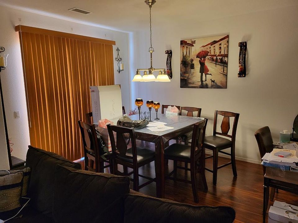 1st image of 601 Menual Blvd NE #4402