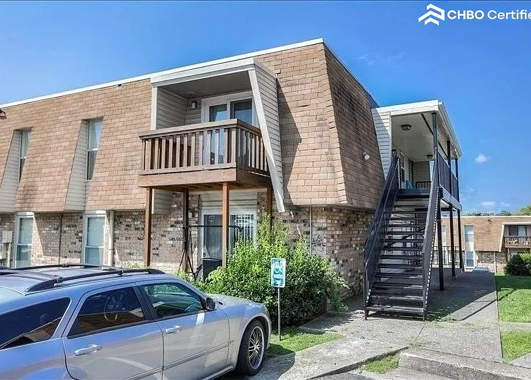370 Wallace Rd #E4 — Photo 18