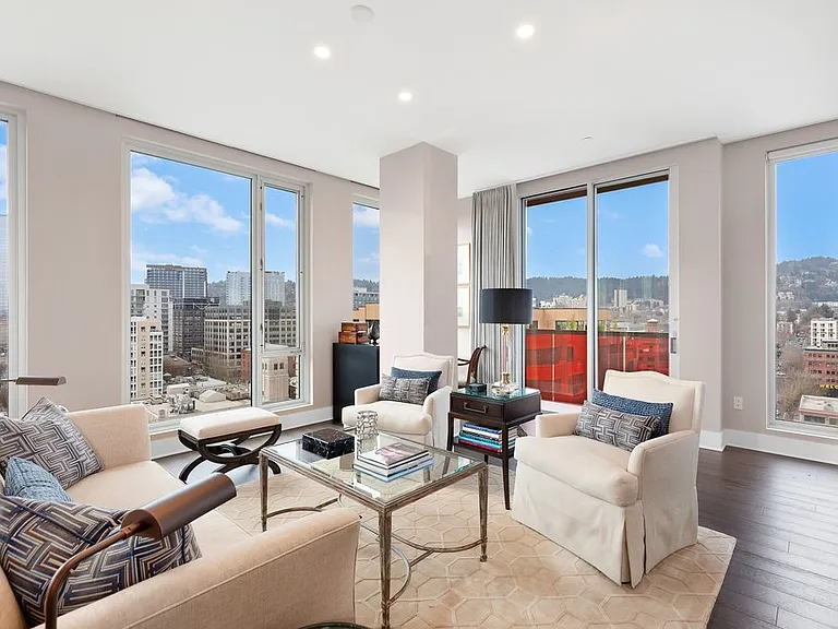 937 NW Glisan St #1431 — Photo 44