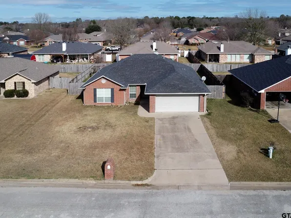 20291 Bluegrass Cir, Flint, TX 75762