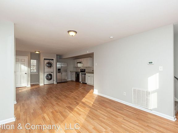 3rd image of 3721 Dogwood Ave