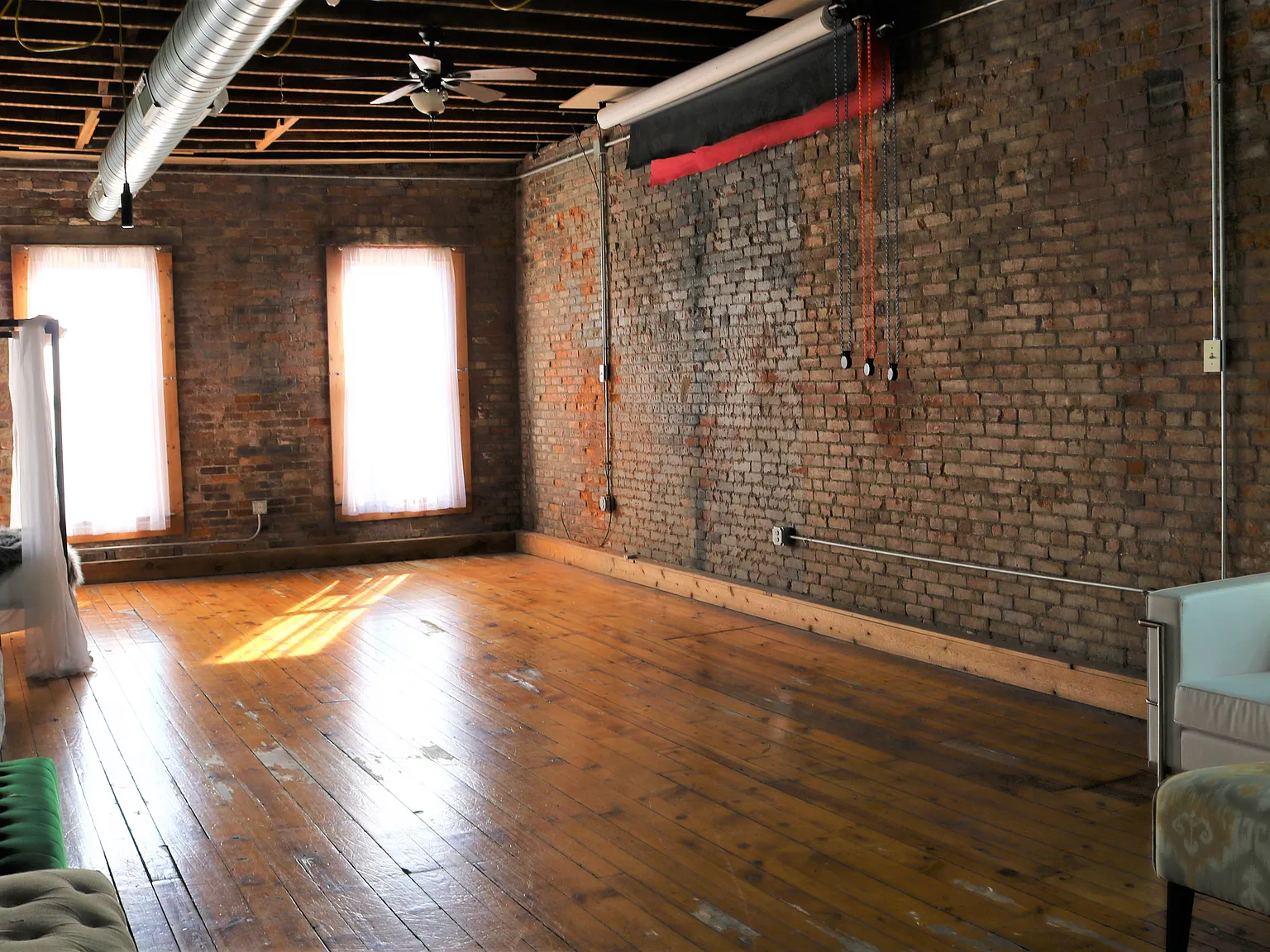 Studio, 1280 sqft, $1,400 — Photo 3