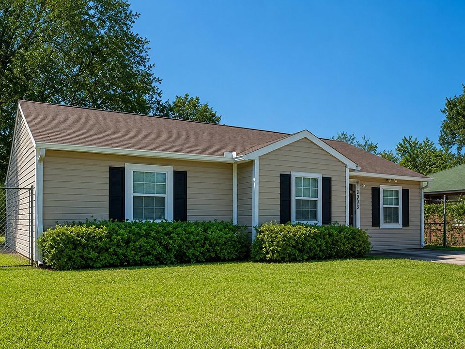 1st image of 4406 Dacca Dr
