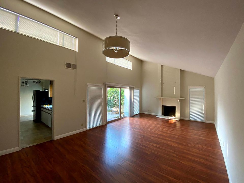 Large vaulted ceiling living room