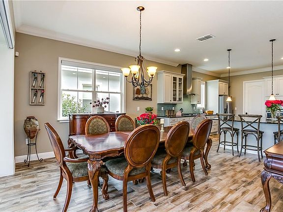 5th image of 5011 E Fountainwood Dr