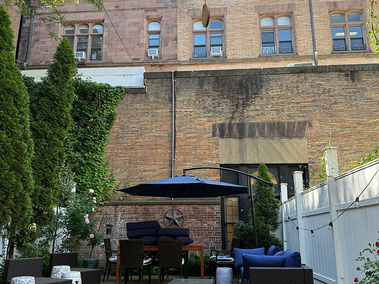 136 W 92nd St #1A — Photo 4