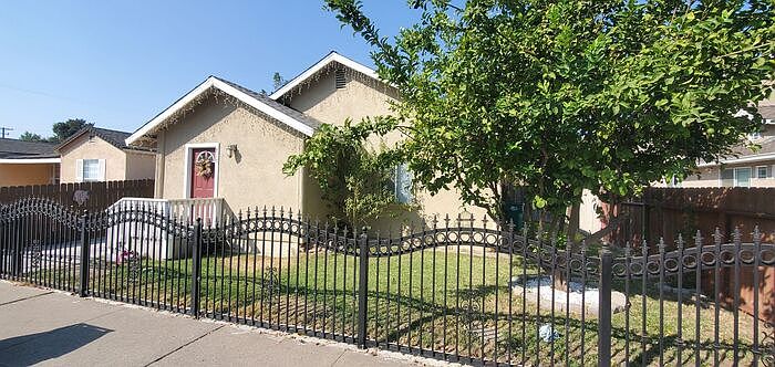 1st image of 715 Grattan Ave