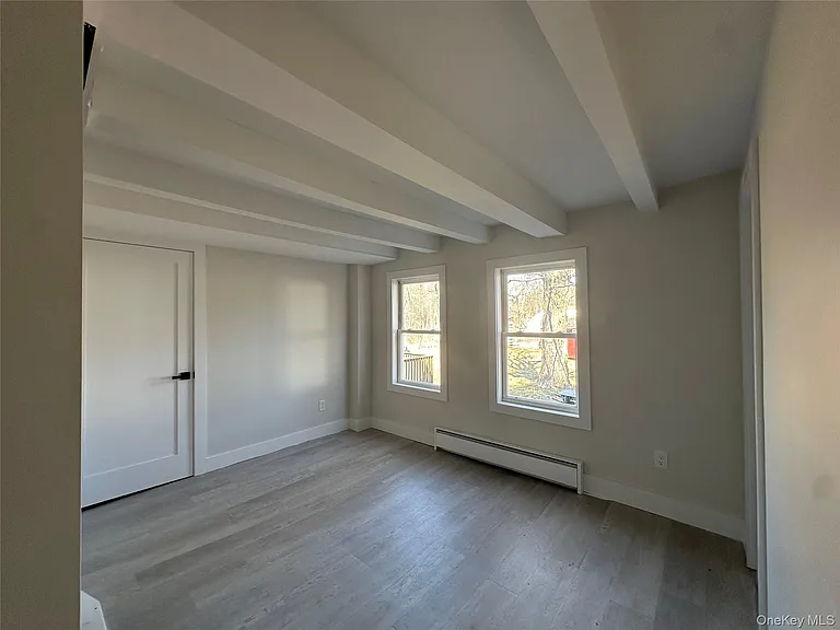 1445 Burlingham Rd — Photo 15