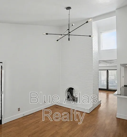 5938 Sandhurst Ln #205 — Photo 4